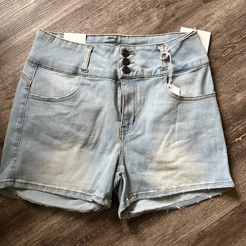 April Jeans Push Up Denim Shorts